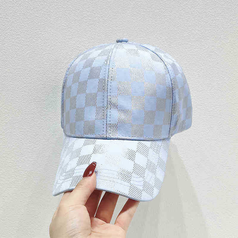 Women's Stylish Checkered Pattern Baseball Cap Bowlift