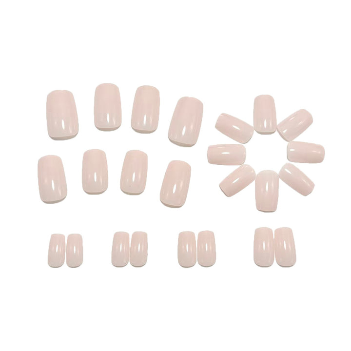 Artificial nails in elegant nude look Bowlift