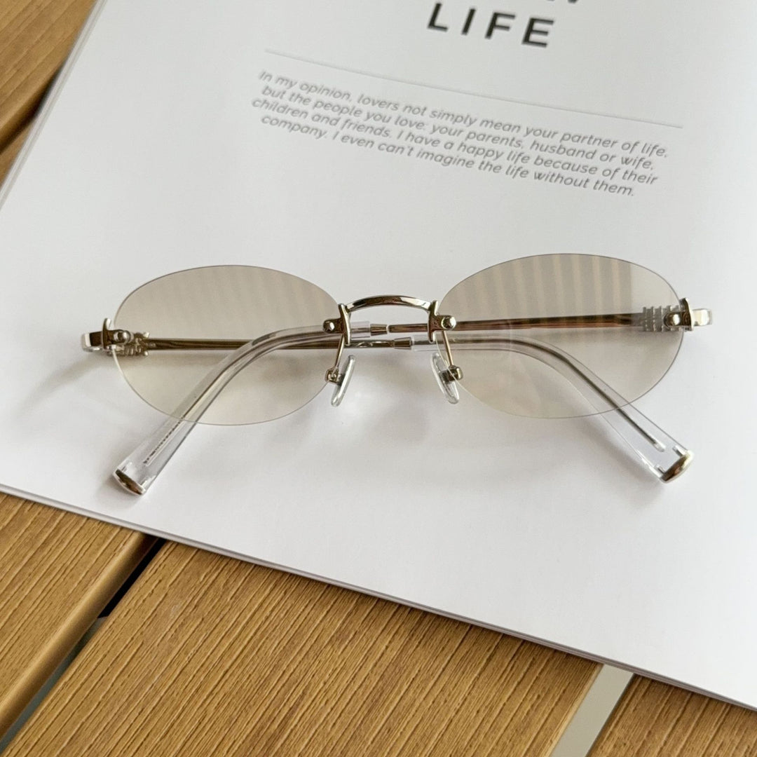 Chic Cat-Eye Frame Glasses Bowlift