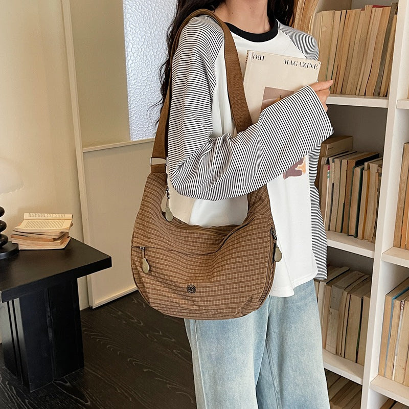 Casual Checkered Sling Bag Bowlift