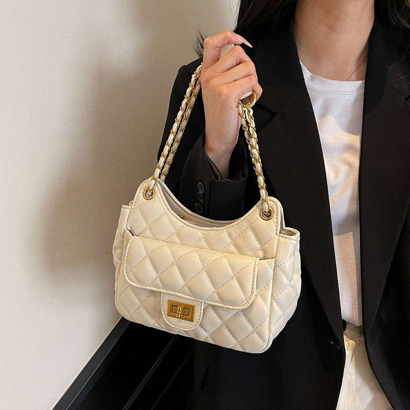 Quilted Chain-Detail Handbag Bowlift