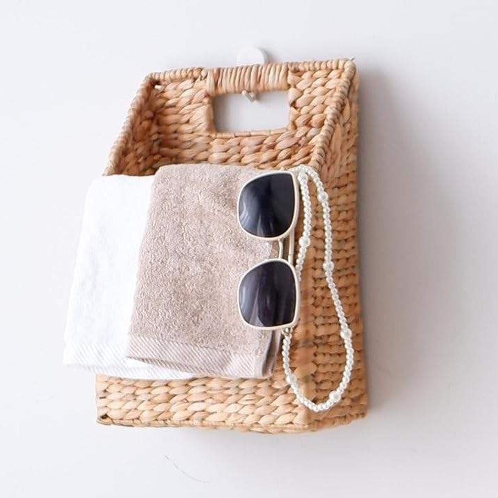 Handwoven basket Bowlift