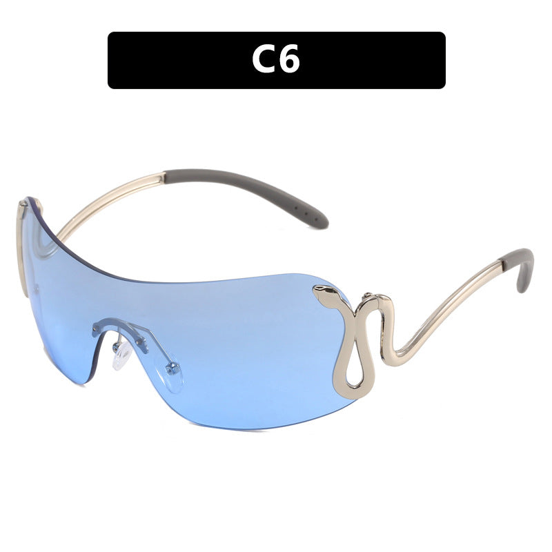 Ladies futuristic sports sunglasses with playful design Bowlift