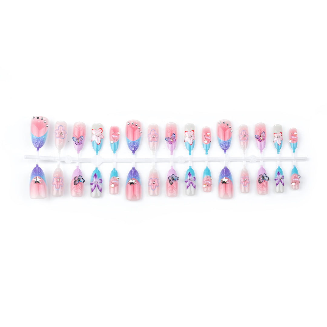 Artificial nail tips with delicate floral patterns Bowlift