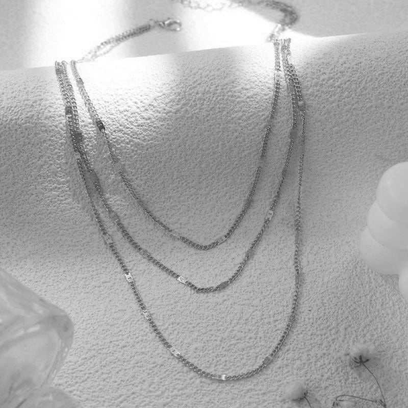 Layered Sleek Chain Necklace Bowlift