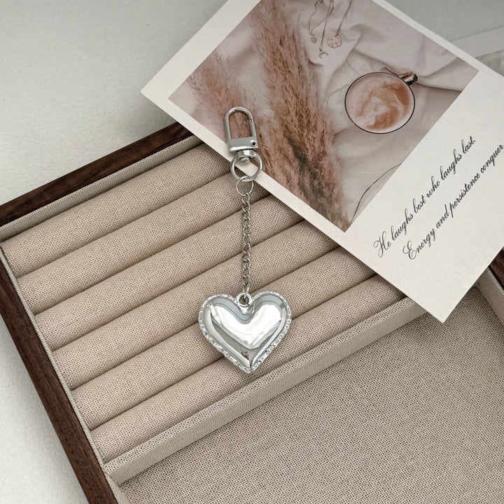 Heart-Shaped Metal Keychain Bowlift