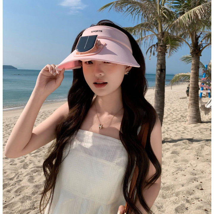 Adjustable sun visor for with integrated smartphone holder and UV protection Bowlift