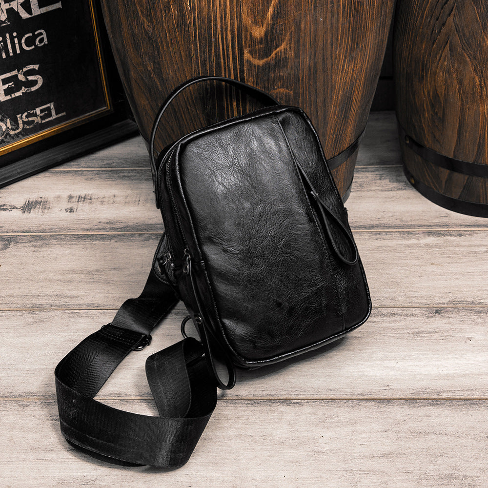 Compact Shoulder Bag Made of High-Quality Leather Bowlift