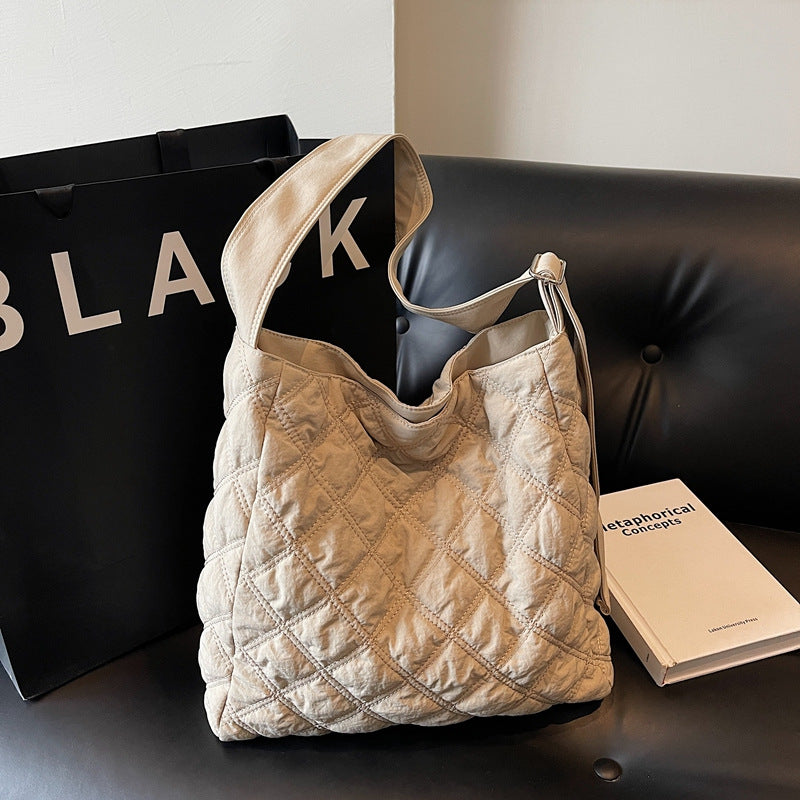 Quilted Soft Fabric Shoulder Bag Bowlift