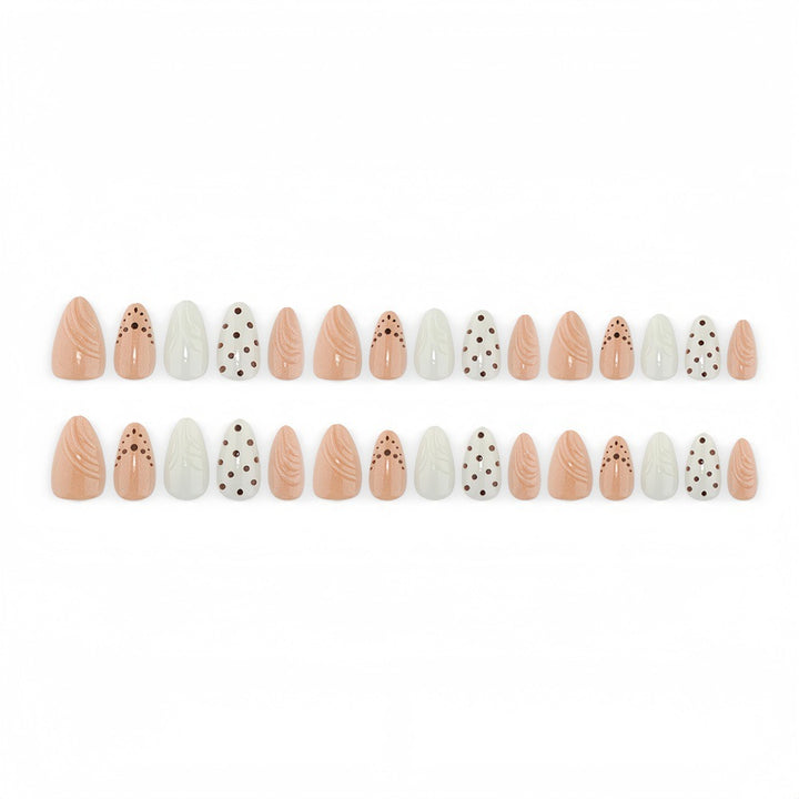 Artificial nails in refined dot design Bowlift