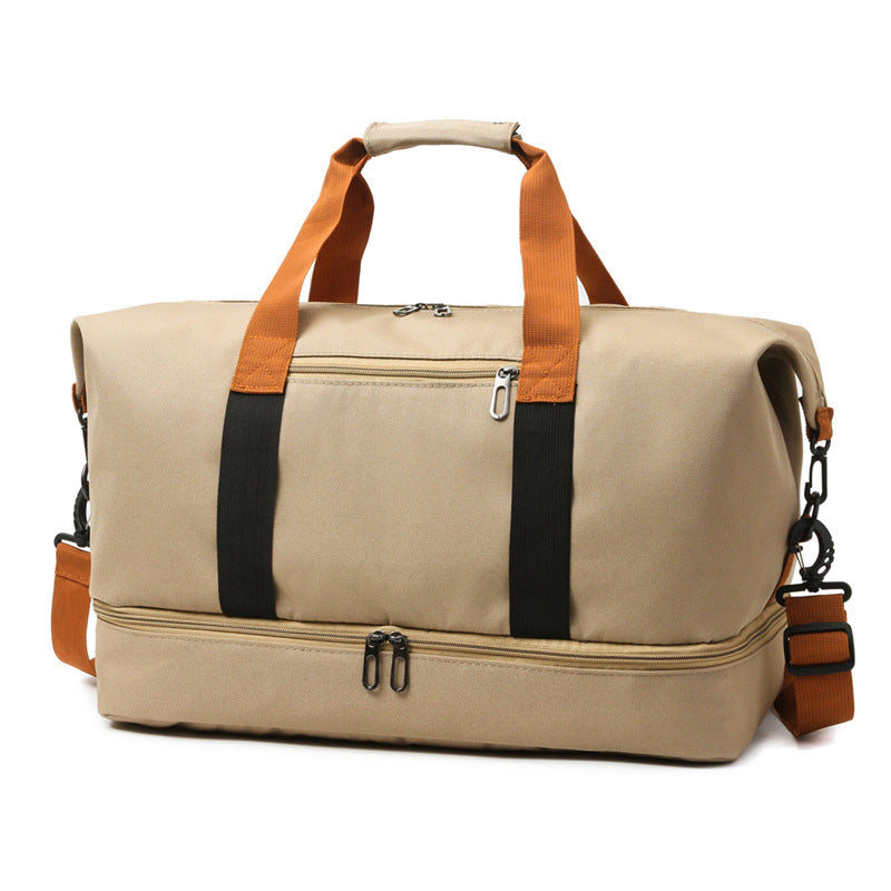 Sporty travel bag with adjustable shoulder strap and organizer compartments Bowlift