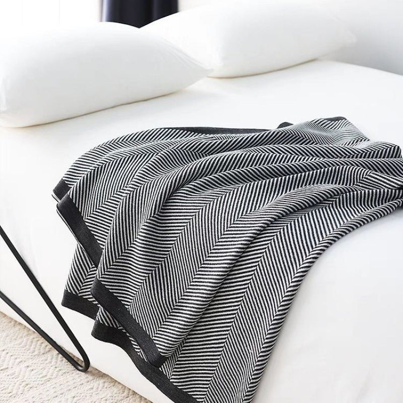 Luxurious Chevron Knit Blanket Bowlift