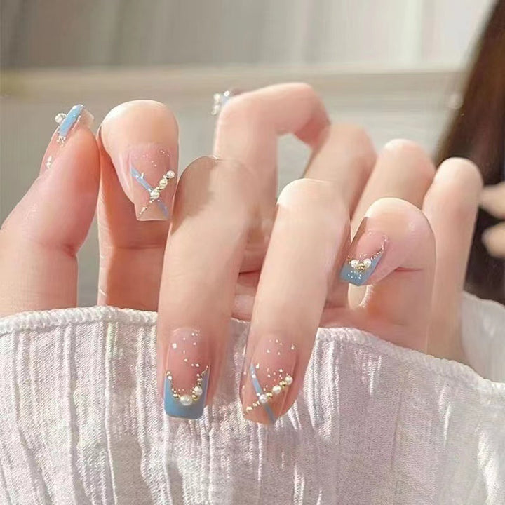 Sparkling Rhinestone Press-On Nail Set Bowlift