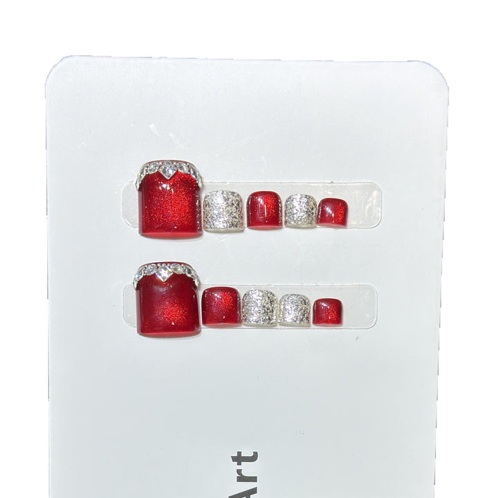 Glamorous Press-On Nail Set with Sparkling Rhinestone Accents Bowlift