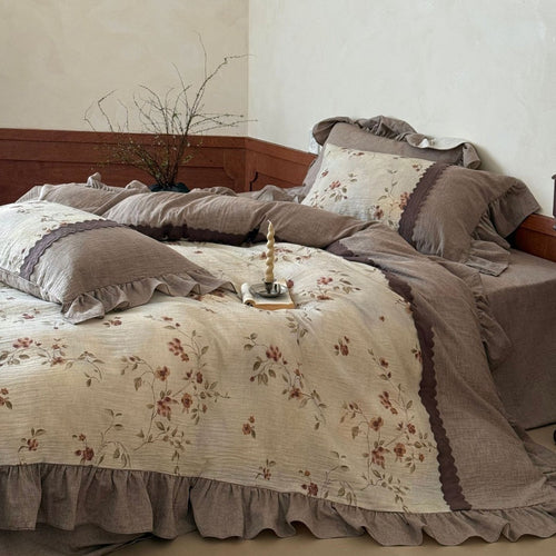 Bedding set made of linen-cotton with delicate floral print and ruffle trim Bowlift