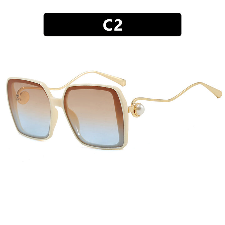 Women's fashionable square glasses with elegant metal frame and unique accents Bowlift