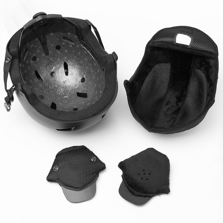 Ski helmet with comfortable thermal insulation and secure wearing system Bowlift