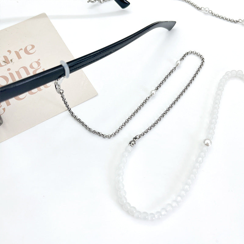 Elegant Eyewear Chain Bowlift