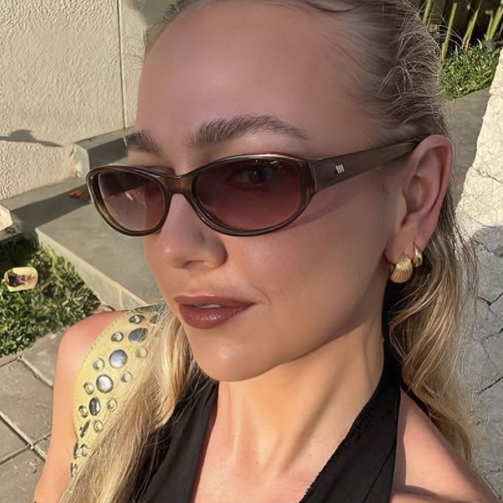 Women's fashionable glasses in elegant retro style Bowlift