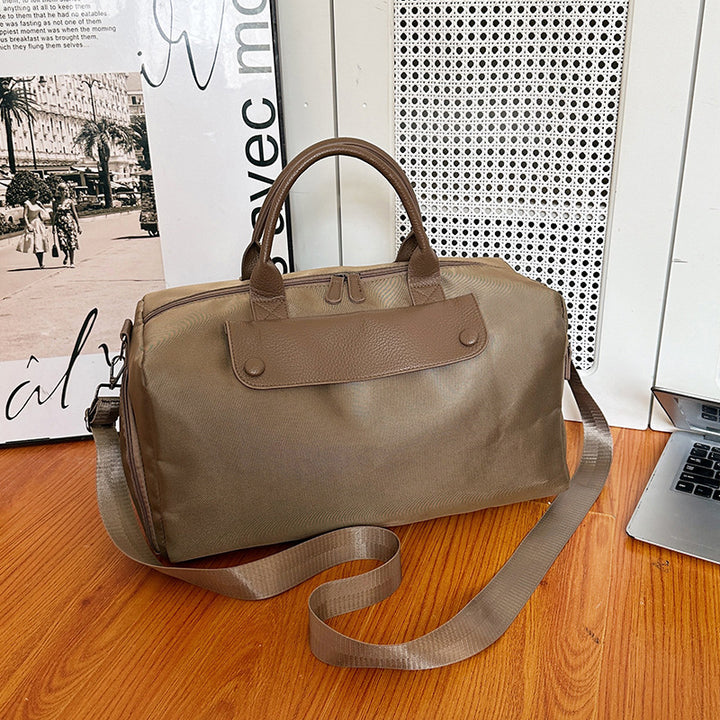 Sleek Multi-Functional Duffle Bag