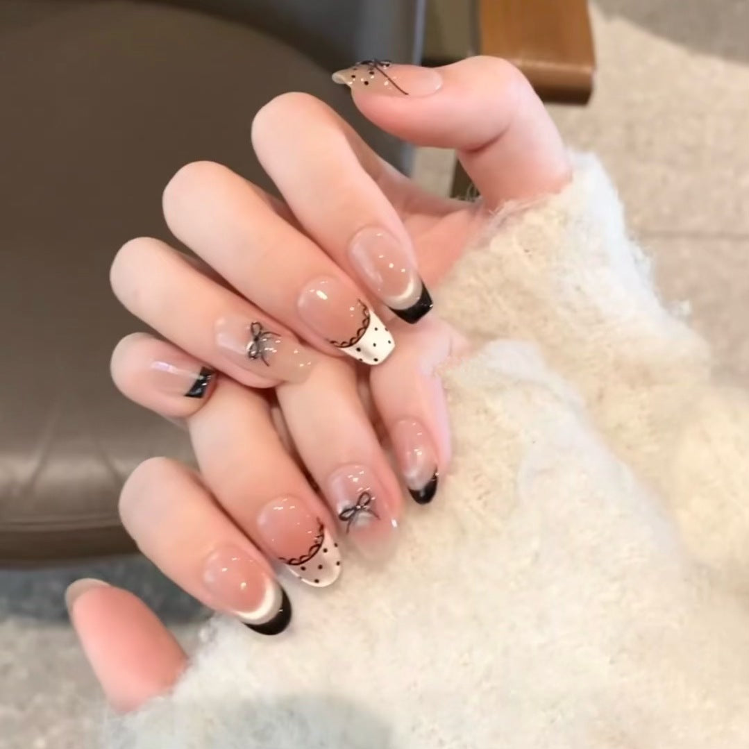Decorative Press-On Nail Set with Elegant Bow Accents