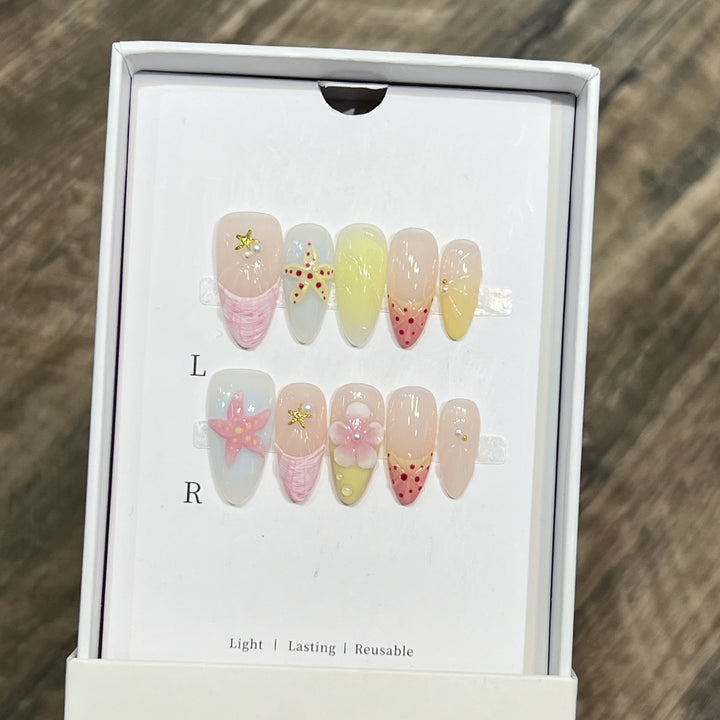 Summer-Inspired Press-On Nail Art Set Bowlift