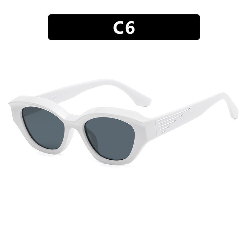 Women's Cat-Eye Sunglasses with Distinctive Frame and UV Protection Bowlift