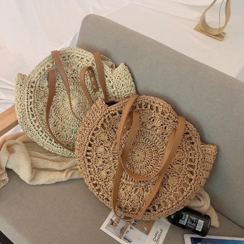 Handmade straw bag Bowlift