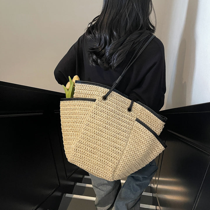 Spacious shopping bag with structured weave Bowlift
