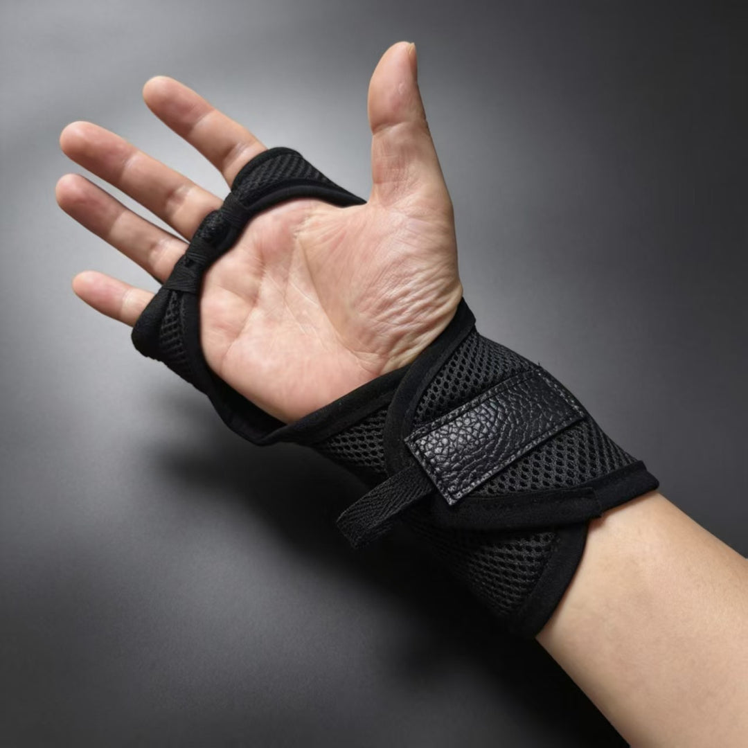 Premium Boxing & Combat Sparring Gloves Bowlift