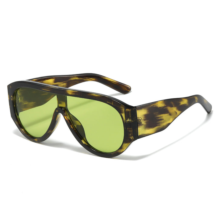 Retro-Inspired Oversized Sun Shield Sunglasses Bowlift