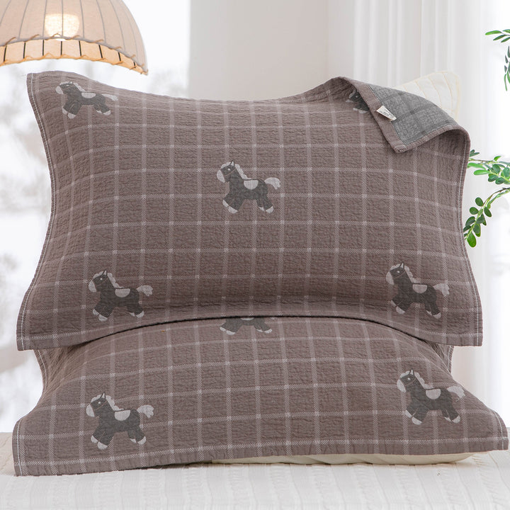 Ladies pillowcase with playful horse motif Bowlift