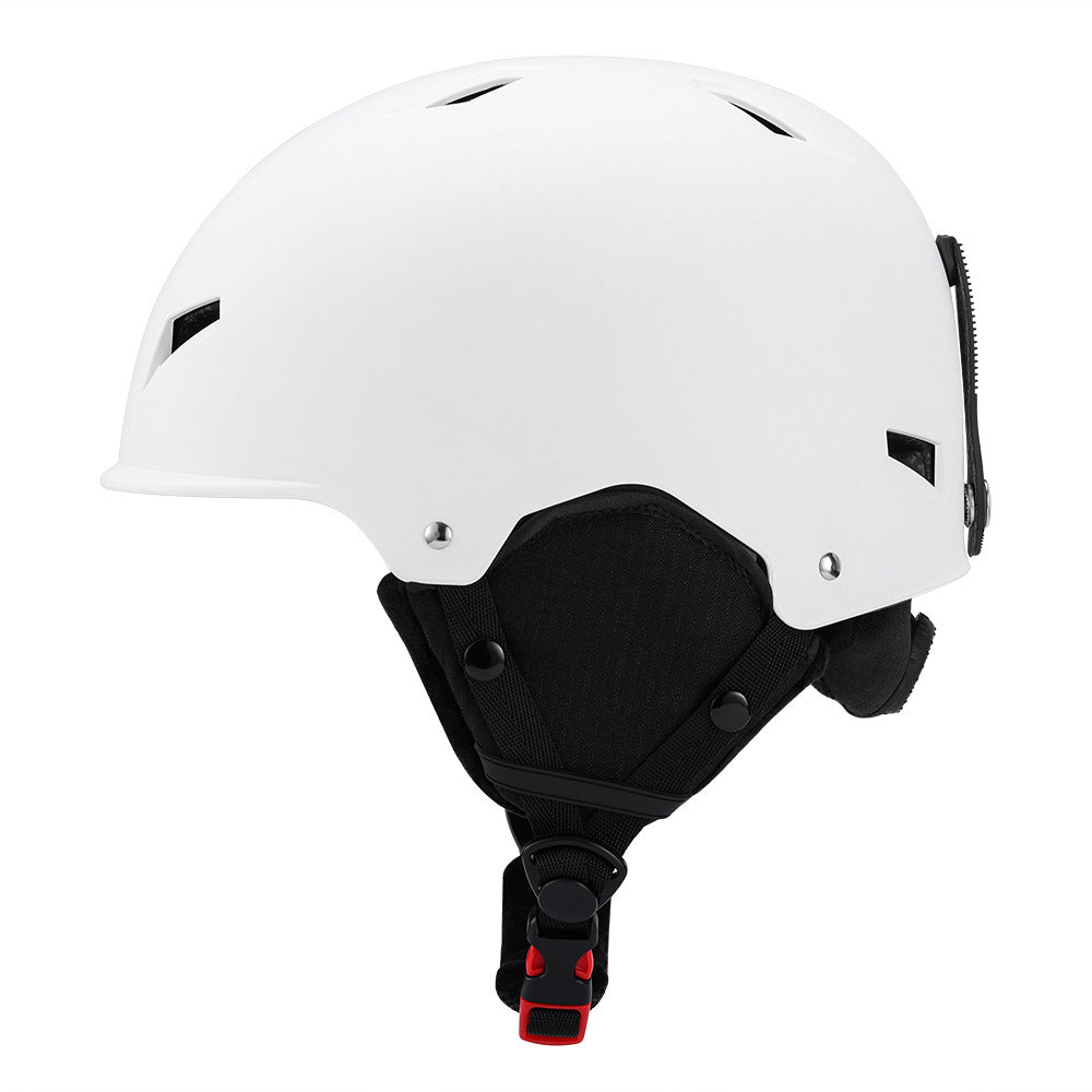 Protective Sports Helmet Bowlift