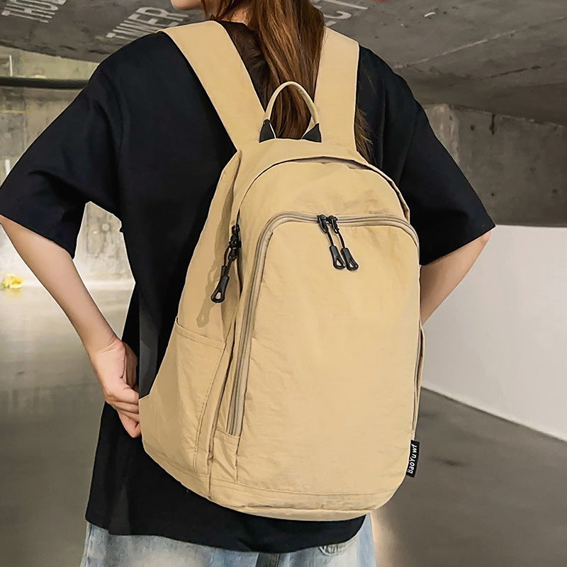 City backpack with versatile compartments and breathable carrying system Bowlift