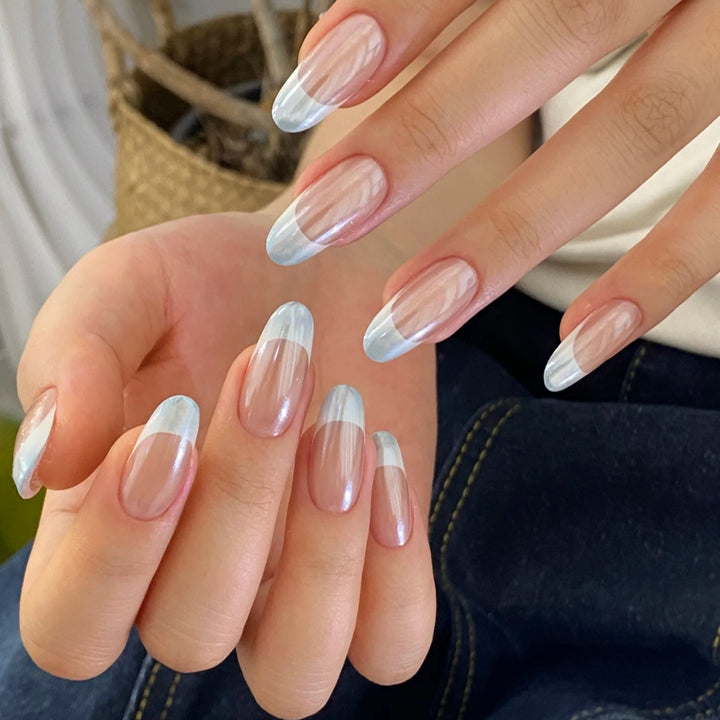 Premium Artificial Nails with Elegant Ombre Effect Bowlift