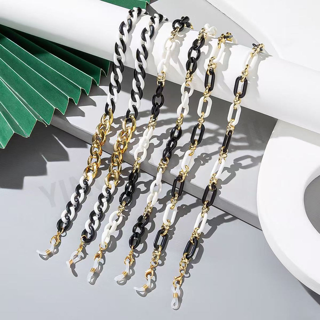Chunky Link Eyewear Chain Bowlift