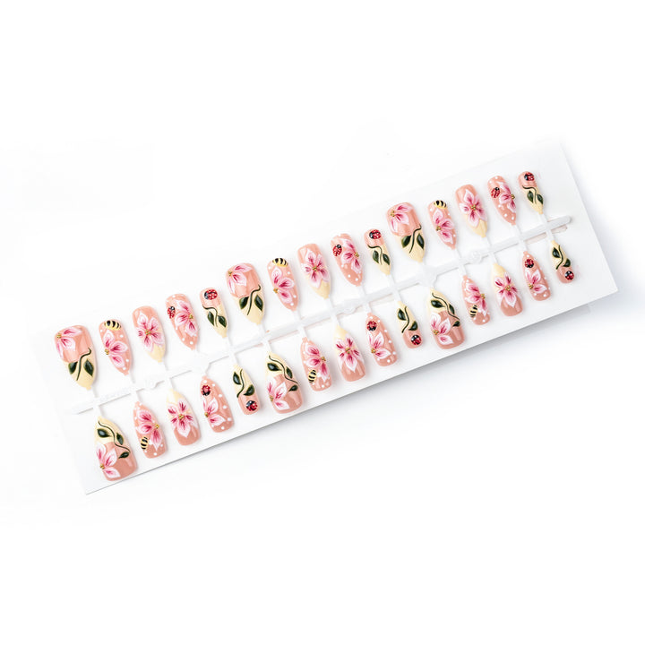 Floral Design Decorative Press-On Nail Set Bowlift