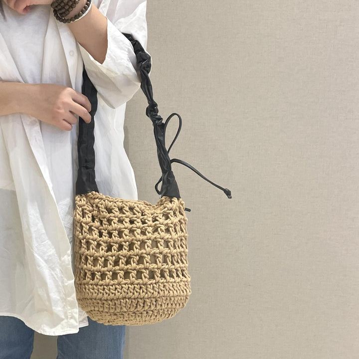 Hand-knotted tote bag with leather accents Bowlift