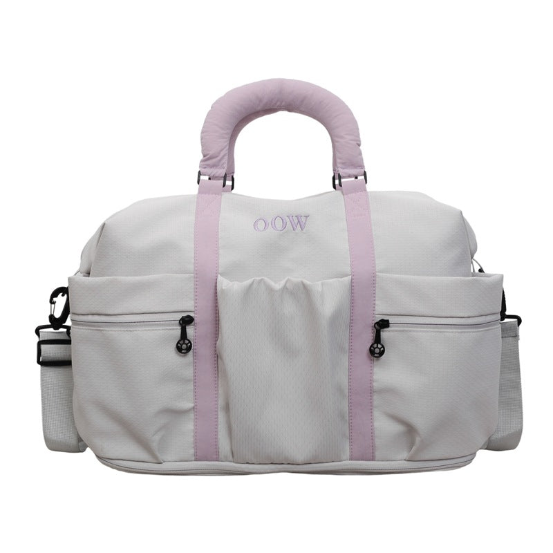 Sports bag with versatile compartment arrangement Bowlift