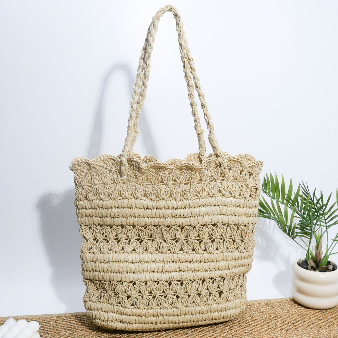Trendy and Sustainable Handbag Bowlift
