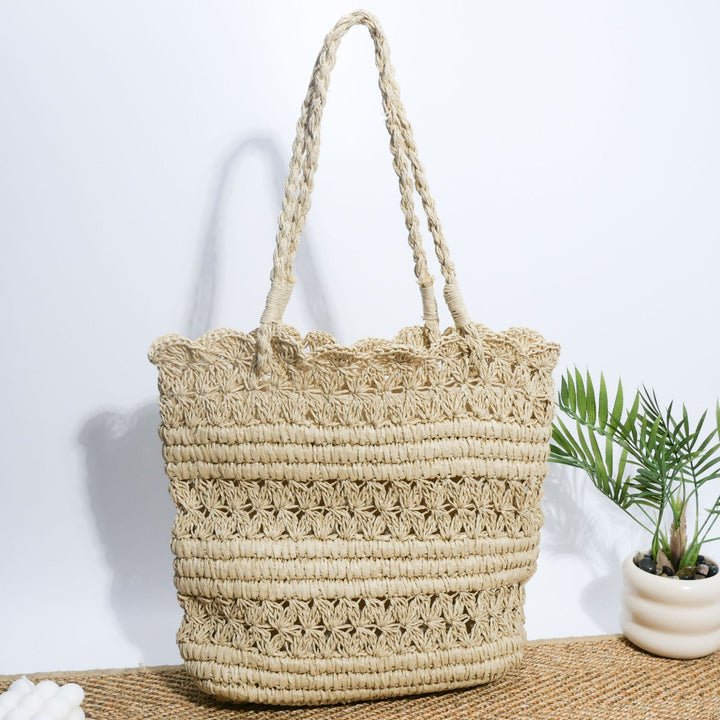 Trendy and Sustainable Handbag Bowlift