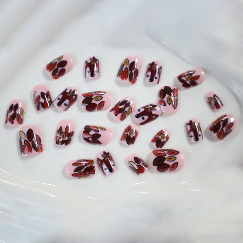 Seasonal Fox-Inspired Nail Art Bowlift