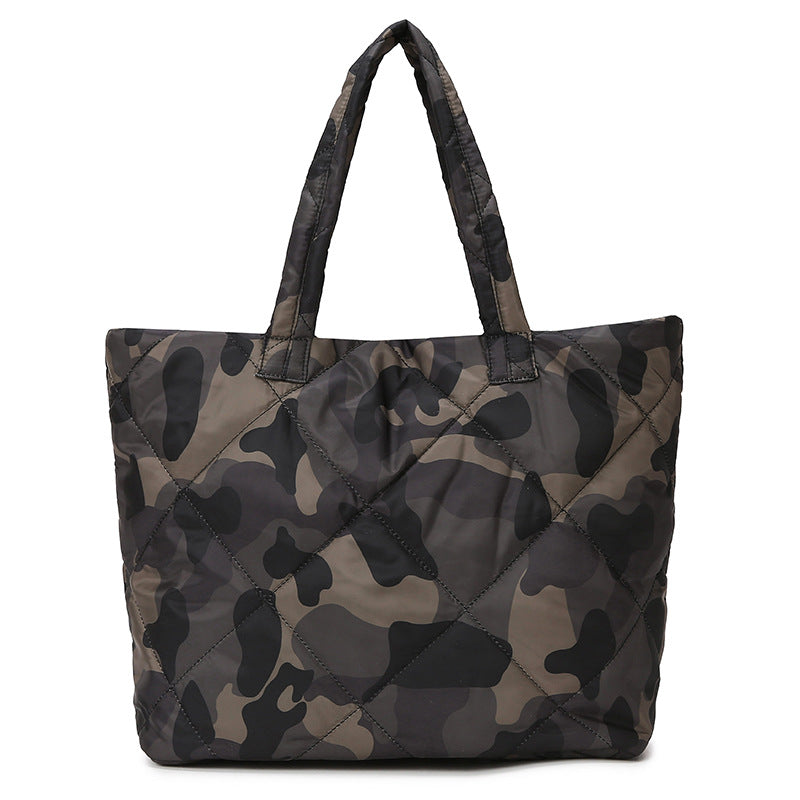 Quilted Camo Pattern Tote Bag Set