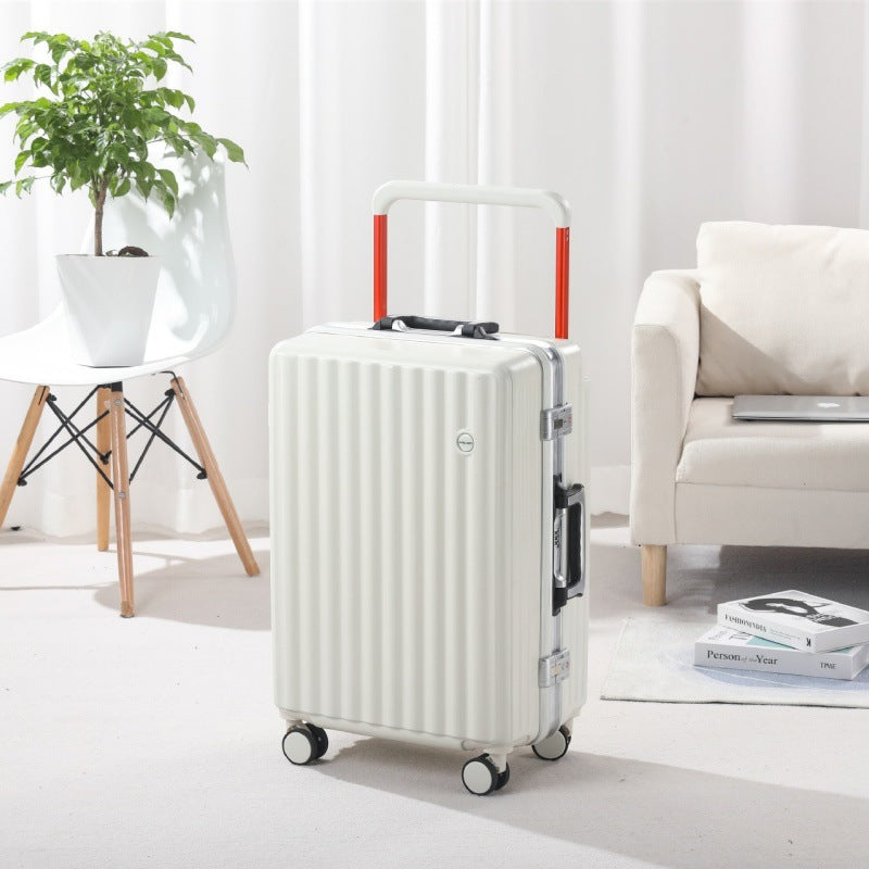Compact Multi-Directional Spinner Luggage Bowlift