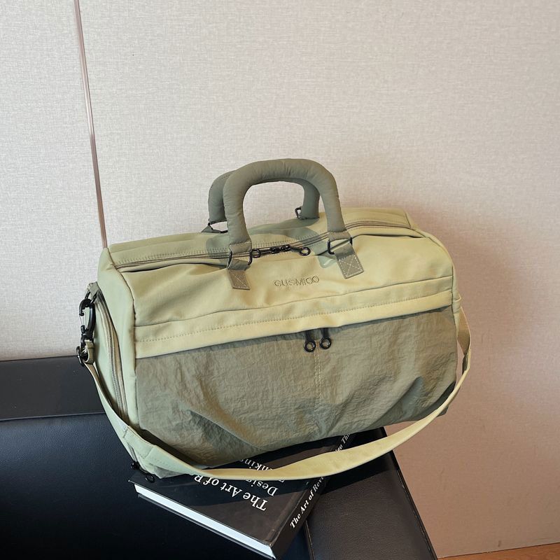 Multi-Functional Weekend Duffel Bag Bowlift