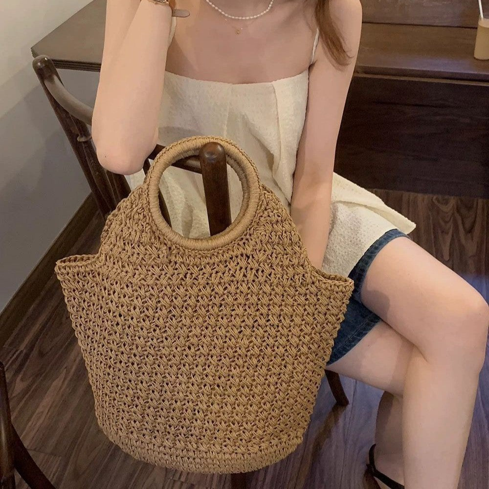 Hand-knotted straw bag with round handle Bowlift