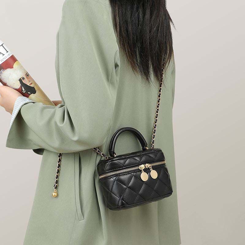 Quilted Mini Chain Handbag Bowlift
