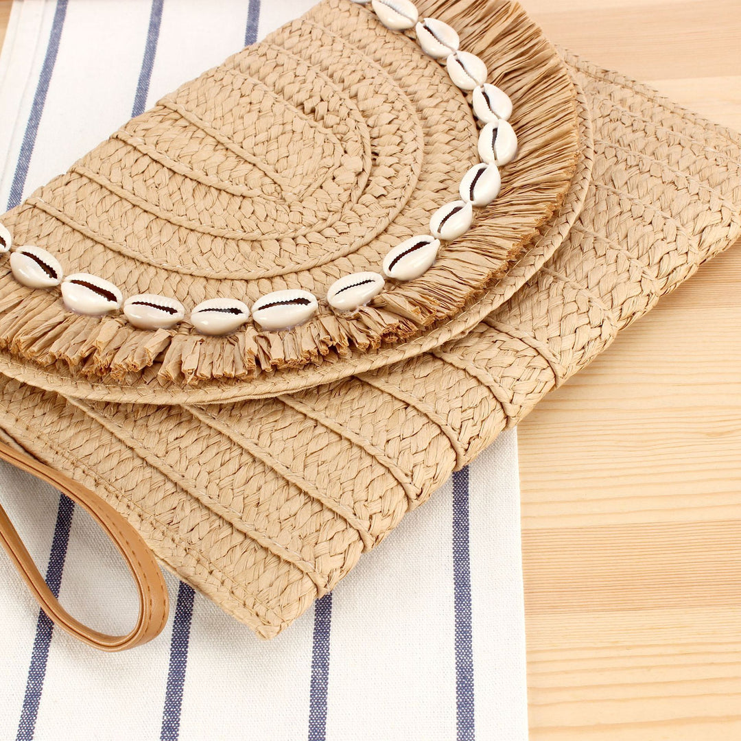 Stylish handbag with fringed shell decoration Bowlift