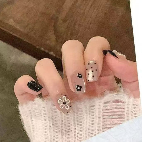 Decorative Floral Press-On Nails