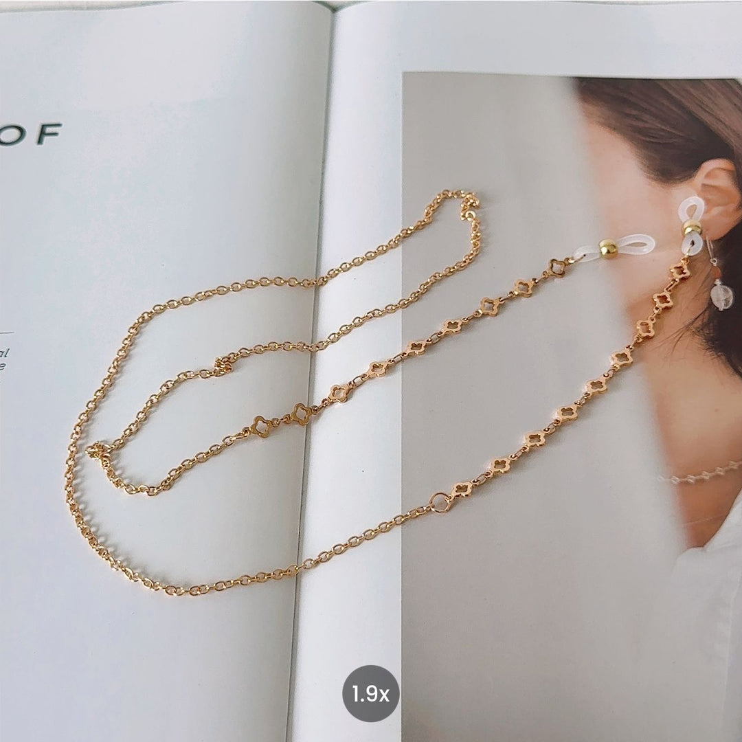 Multi-Functional Eyewear Chain Bowlift